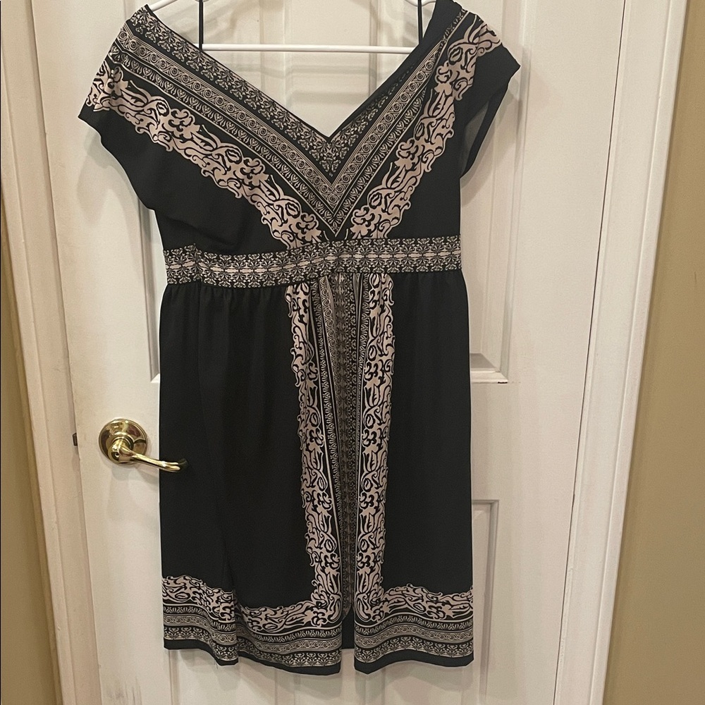 Elegant Black and Cream Women's Dress